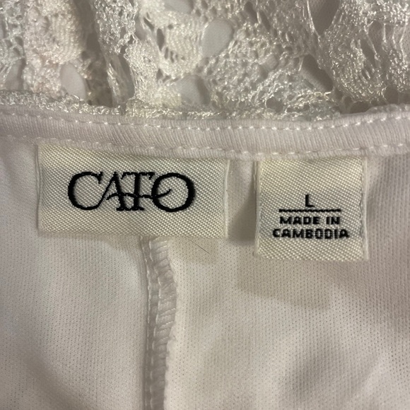 CATO white lace short sleeve blouse size large. - Picture 4 of 6